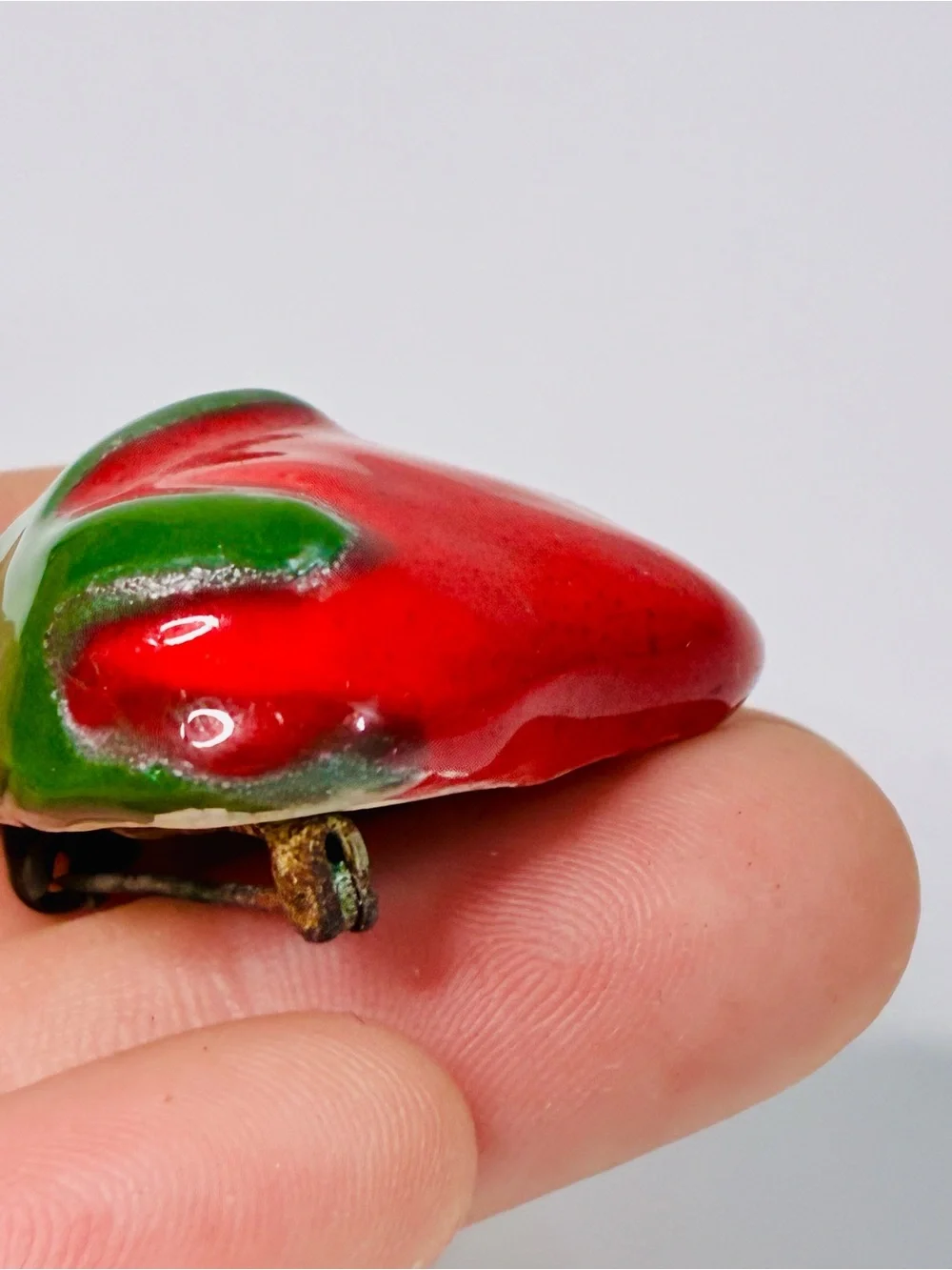 Red and Green Strawberry Brooch Pin - Women Jewelry Brooches